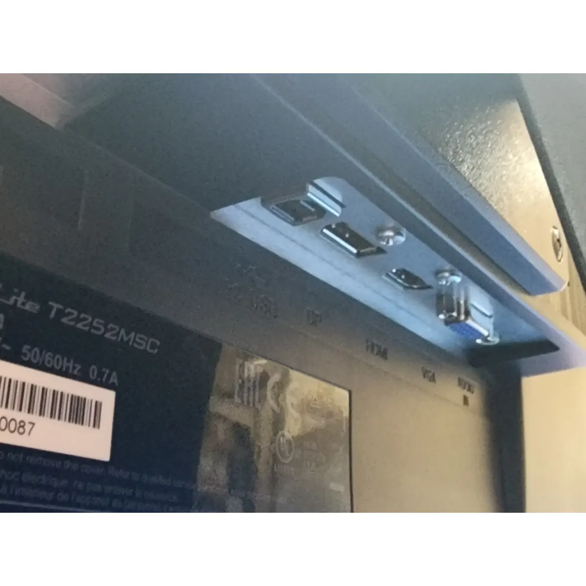 iiyama ProLite (T2252MSC-B1) 22" Monitor IPS touch screen érintőkijelző 1920x1080 HDMI DP VGA VESA fekete #3