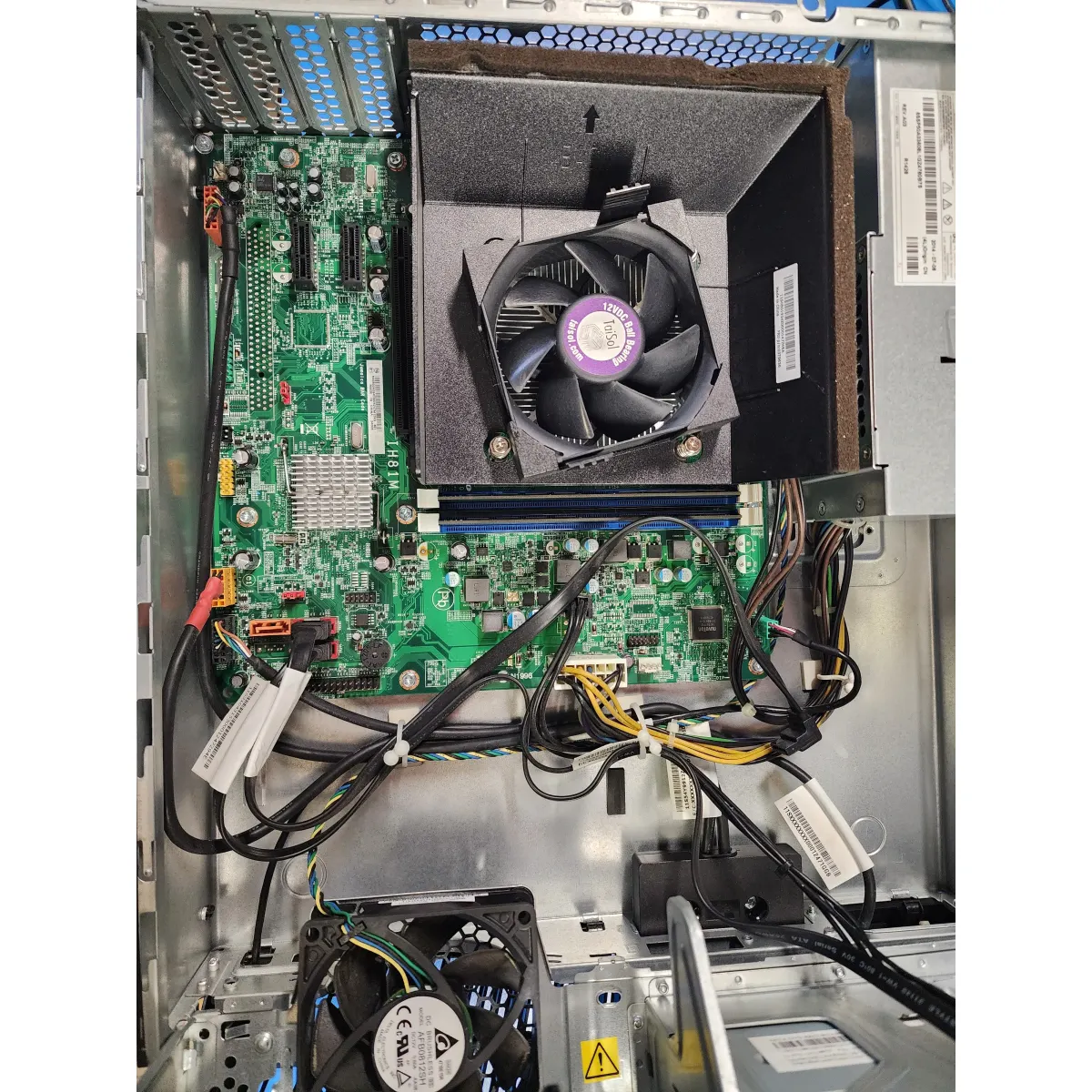 Lenovo ThinkCentre M73 TFF számítógép Intel Core i5 4430 4Gb (1x4GB DDR3) DVD olvasó SSD nélkül fekete #5