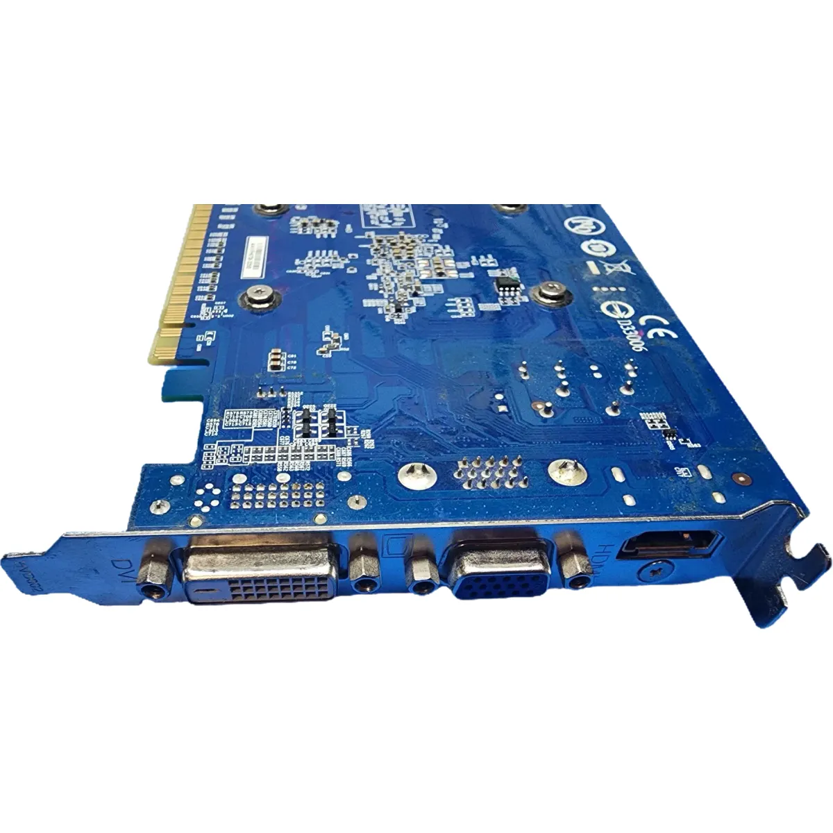 GIGABYTE GeForce GT 730 2GB GDDR5 64bit (GV-N730D5-2GI) Videokártya #3