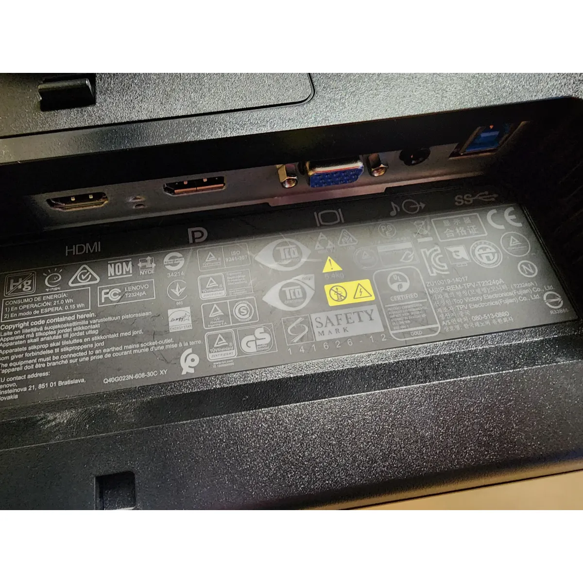 Lenovo ThinkVision T2324p 23" Monitor IPS 1920x1080 HDMI DP VGA USB VESA PIVOT fekete #5