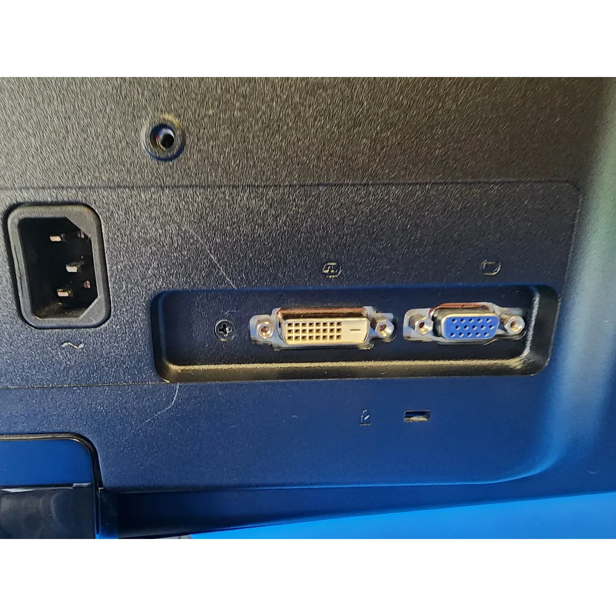 ViewSonic VA2248-LED 22" Monitor 1920x1080 DVI VGA VESA fekete #4