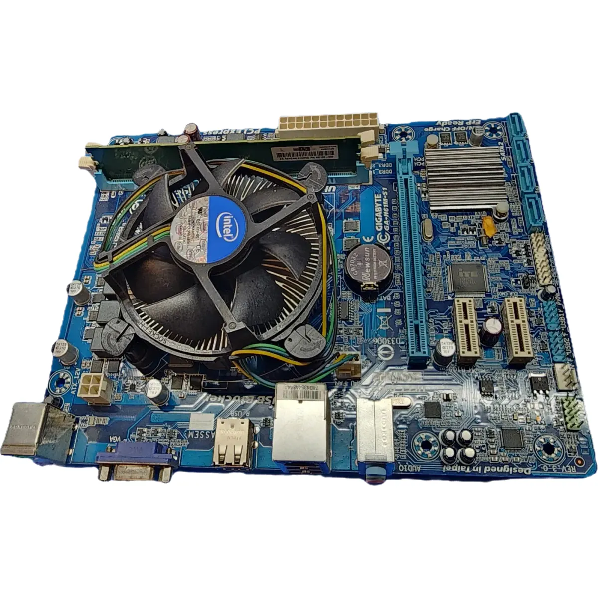 Gigabyte GA H61M-S1 REV 3.0 alaplap Core i3-3240 H61 1155LGA 1x2GB DDR3 Intel HD Graphics Félgép #2
