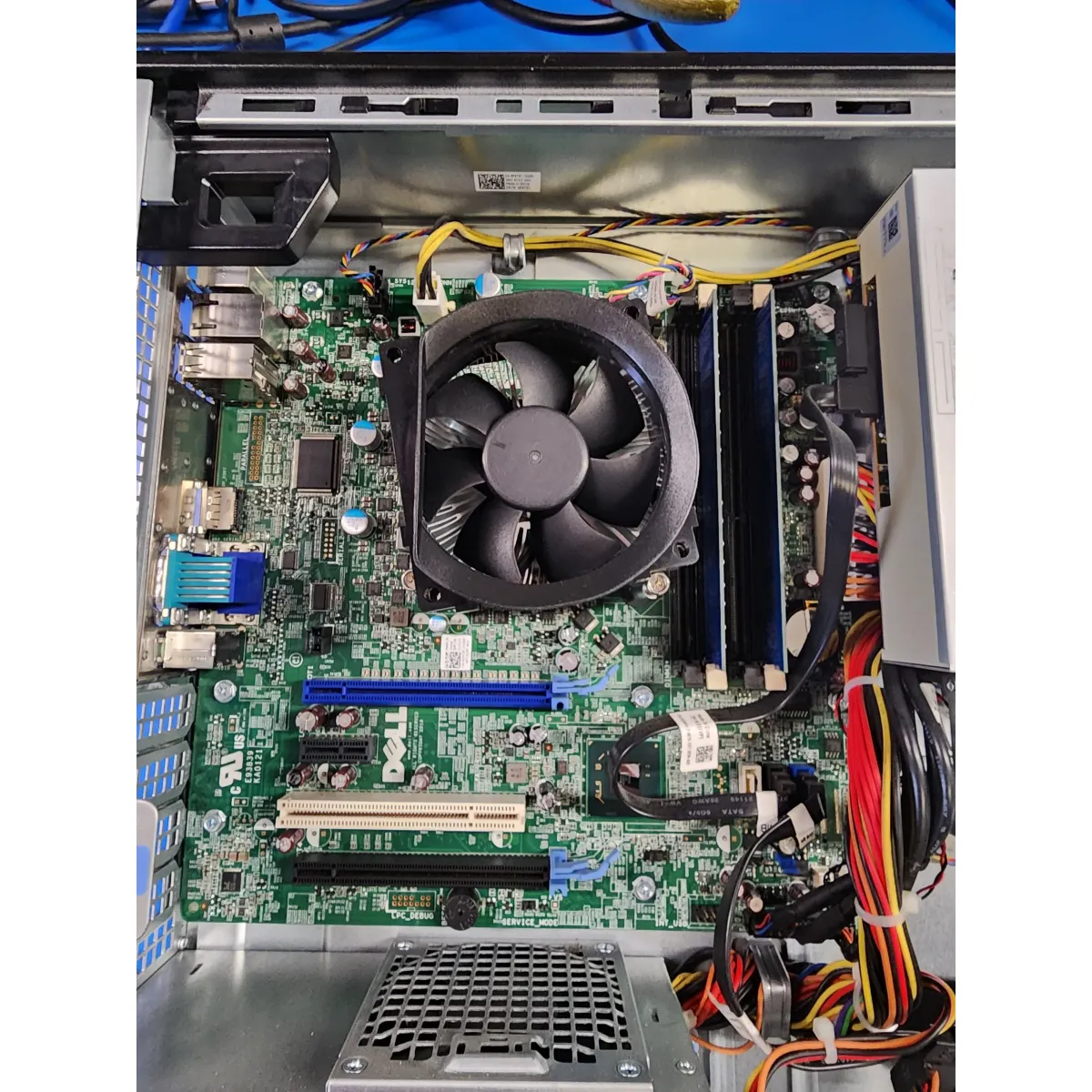 DELL Optiplex 790 SFF Számítógép Core I5-2400 8GB (2x4GB) DDR3 SSD nélkül fekete ezüst #3