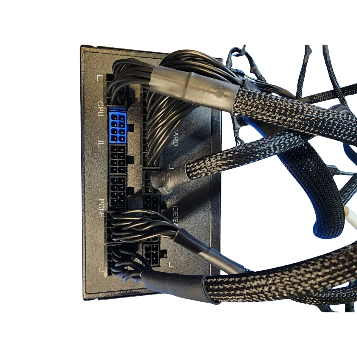 GameMax RGB PRO 850 PC tápegység 850W 80+ Gold #4